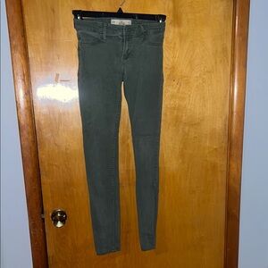 Hollister Women's Skinny Jeans - Olive Green